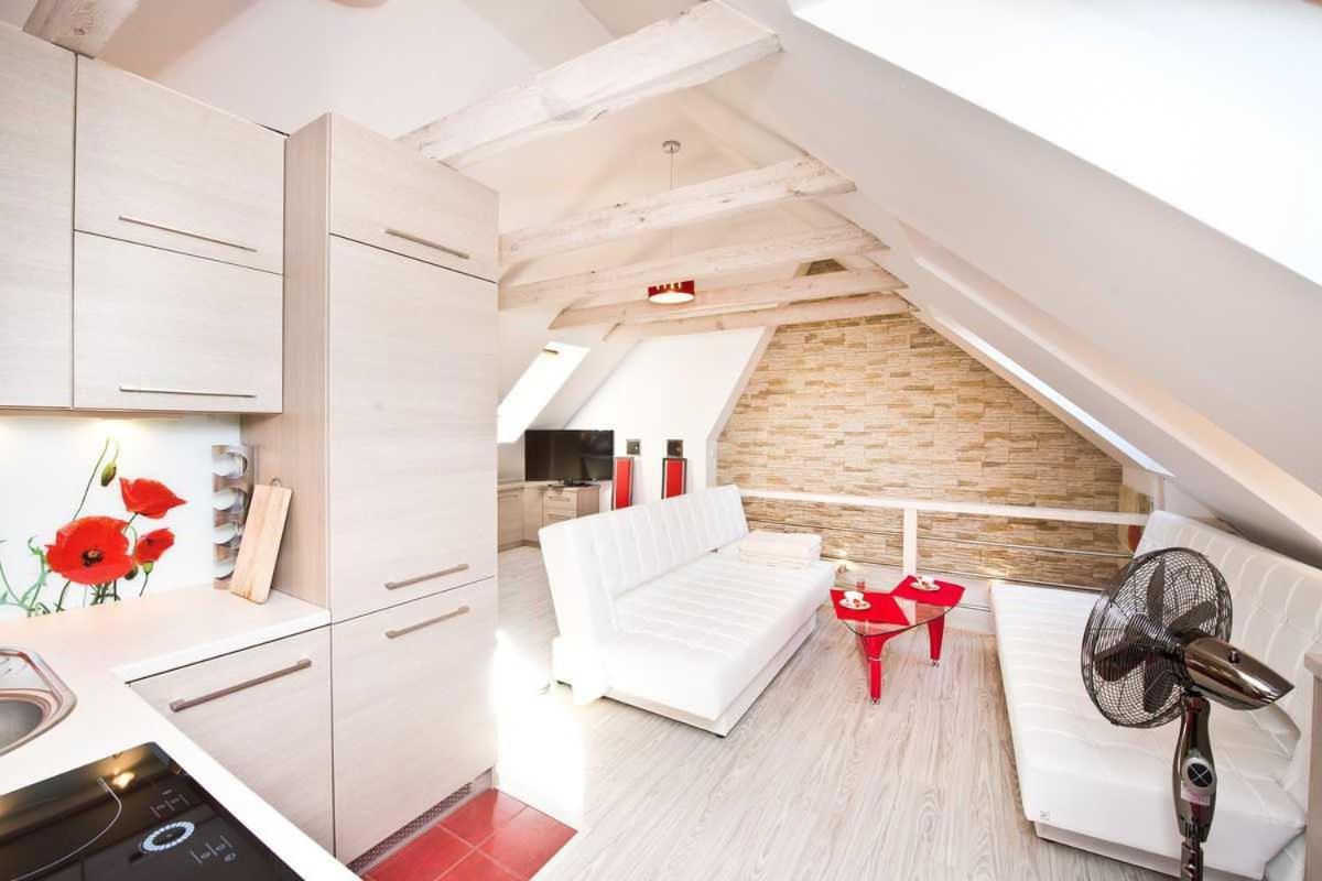 Dwupoziomowy Stylowy Apartament Przy Centrum Gdyni, Niedaleko Morza Gdynia Kültér fotó